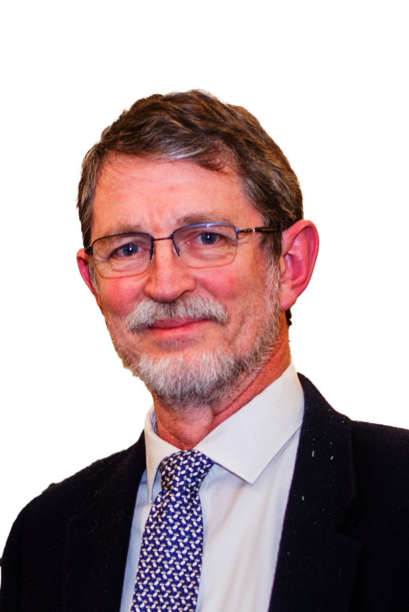 Color headshot of Bruce Graver in a suit.